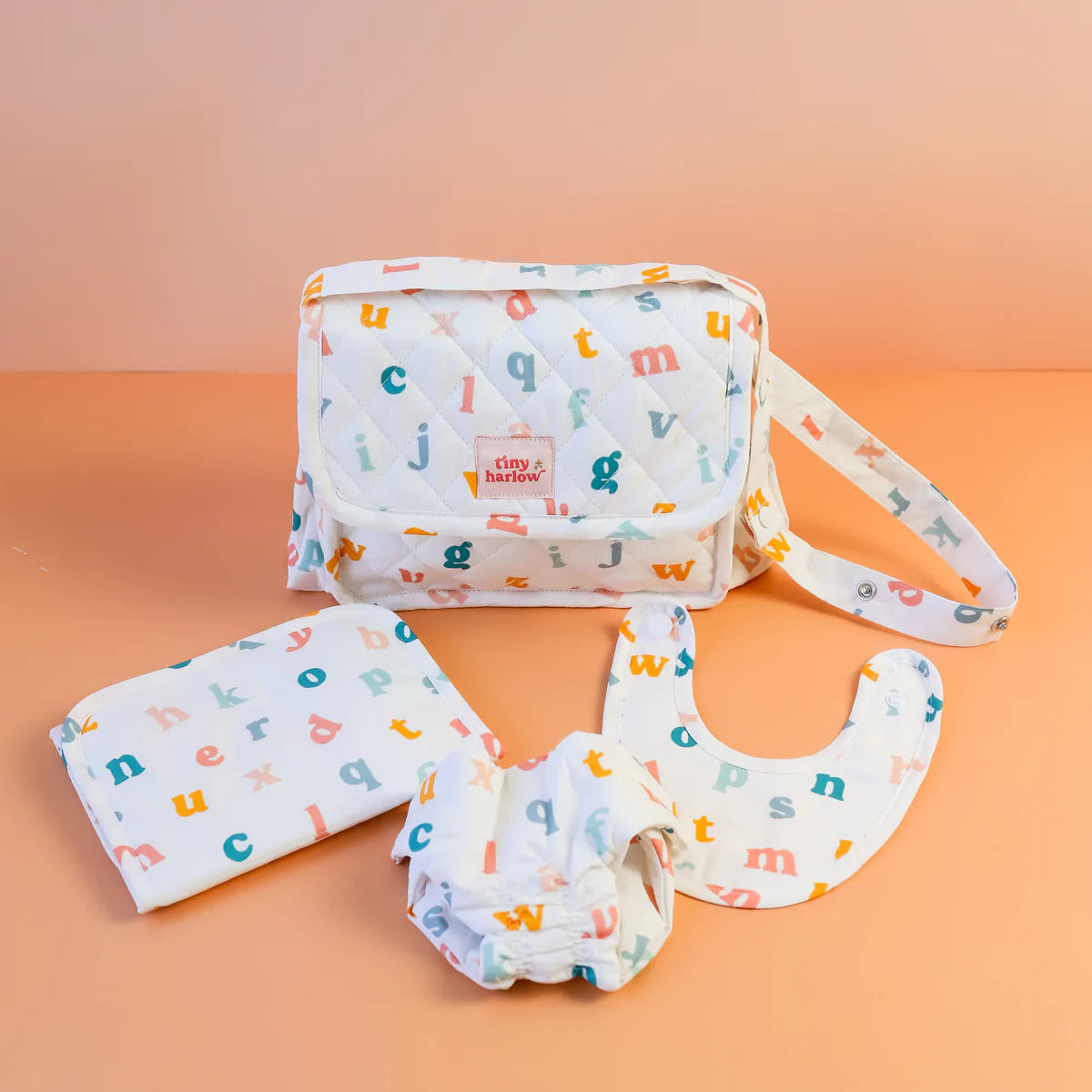 TINY HARLOW - NAPPY BAG SET